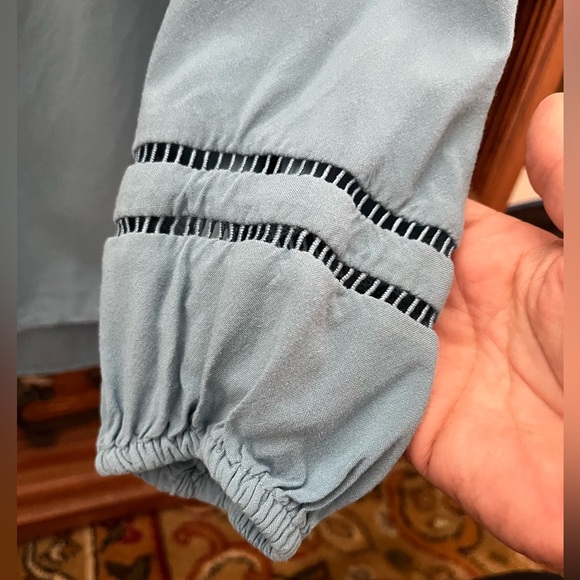 Time & Tru Long Sleeve Pretty Top - Picture 3 of 7